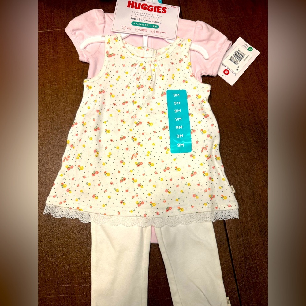 Huggies Floral Baby  3 piece top, bodysuit and Leggings set